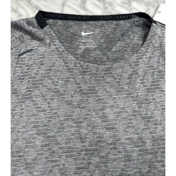 Nike Dri-FIT Run Division Pinnacle Running jersey top Men's XL DQ6540-010 NEW - Picture 3 of 7